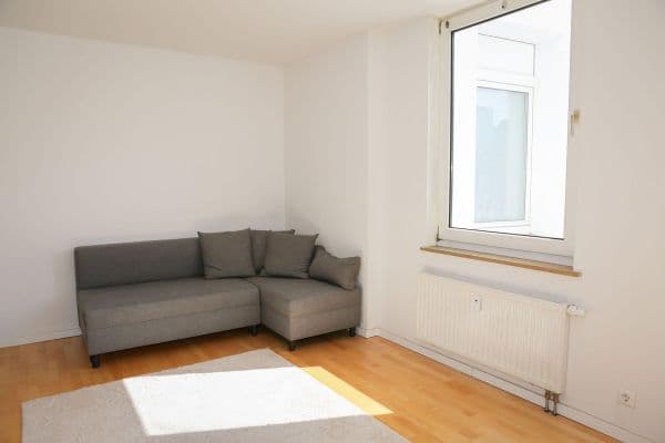 Pronájem bytu 1+1 30 m², Leyherstraße 10, Fürth Pronájem bytu 1+1 30 m², Leyherstraße 10, Fürth
