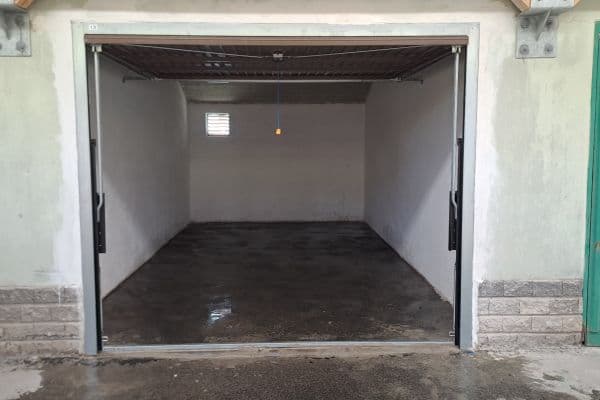 Pronájem garáže 16 m², Brno Pronájem garáže 16 m², Brno