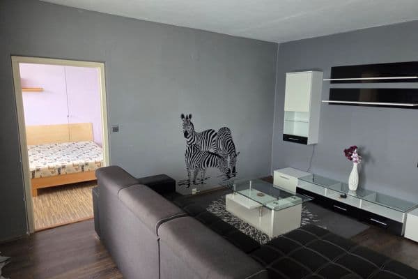 Pronájem bytu 4+1 100 m², Svážná, Brno Pronájem bytu 4+1 100 m², Svážná, Brno