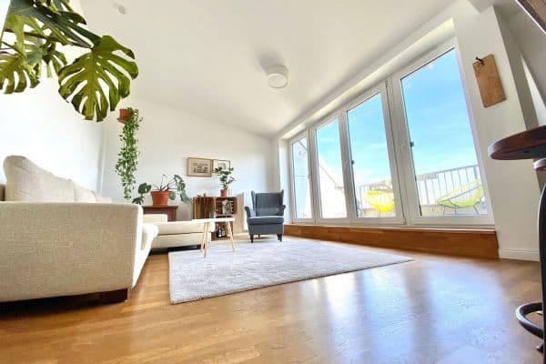 Pronájem bytu 3+1 119 m², Berlin, Berlín Pronájem bytu 3+1 119 m², Berlin, Berlín