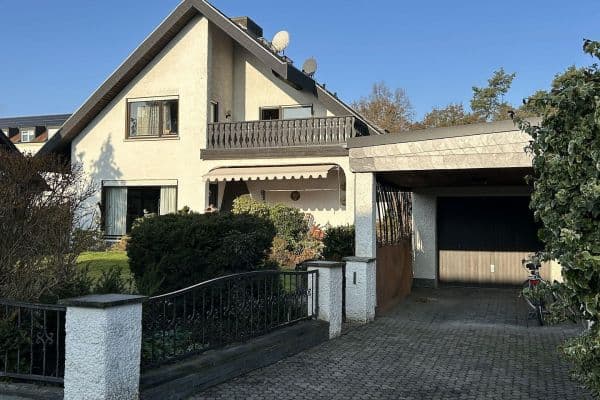 Prodej domu 224 m², pozemek 701 m², Mainhausen Prodej domu 224 m², pozemek 701 m², Mainhausen