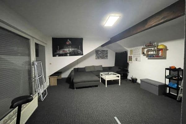 Pronájem bytu 2+1 55 m², Pfarrer-Linzbach-Str. 12, Nörvenich Pronájem bytu 2+1 55 m², Pfarrer-Linzbach-Str. 12, Nörvenich