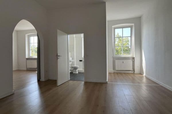 Pronájem bytu 4+1 113 m², Franz-Ludwig-Rasch-Straße 12, Naumburg (Saale), Sasko-Anhaltsko Pronájem bytu 4+1 113 m², Franz-Ludwig-Rasch-Straße 12, Naumburg (Saale), Sasko-Anhaltsko