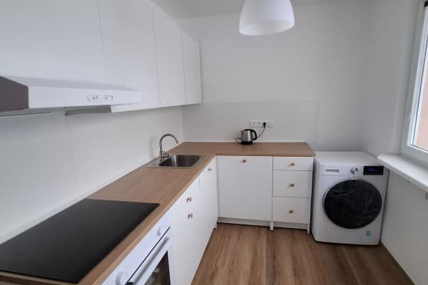 Pronájem bytu 2+1 52 m², Výškovická, Ostrava Pronájem bytu 2+1 52 m², Výškovická, Ostrava