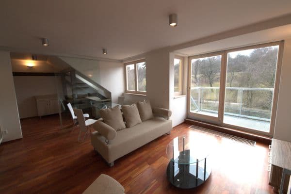 Pronájem bytu 4+kk 77 m², Nad Závěrkou, Praha Pronájem bytu 4+kk 77 m², Nad Závěrkou, Praha