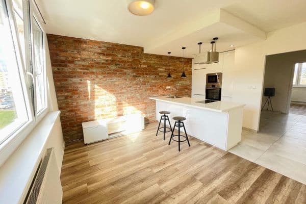 Pronájem bytu 2+kk 44 m², Střelecký vrch, Chrastava Pronájem bytu 2+kk 44 m², Střelecký vrch, Chrastava