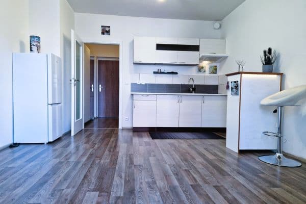 Prodej bytu 1+kk 29 m², Václava Trojana, Praha Prodej bytu 1+kk 29 m², Václava Trojana, Praha