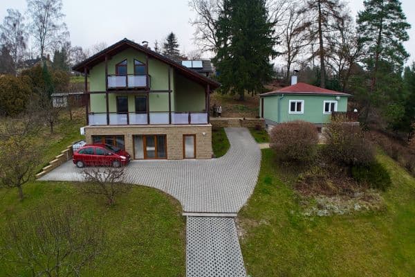 Prodej domu 318 m², pozemek 1.000 m², Turnov Prodej domu 318 m², pozemek 1.000 m², Turnov