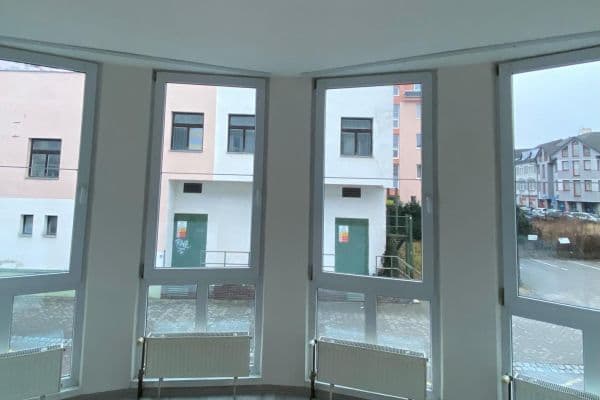 Pronájem bytu 2+kk 50 m², Osvoboz. pol. vězňů, Kladno Pronájem bytu 2+kk 50 m², Osvoboz. pol. vězňů, Kladno