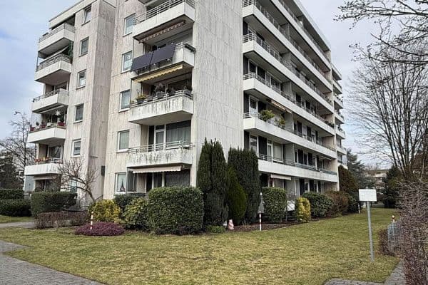 Pronájem bytu 3+1 93 m², Hilden Pronájem bytu 3+1 93 m², Hilden