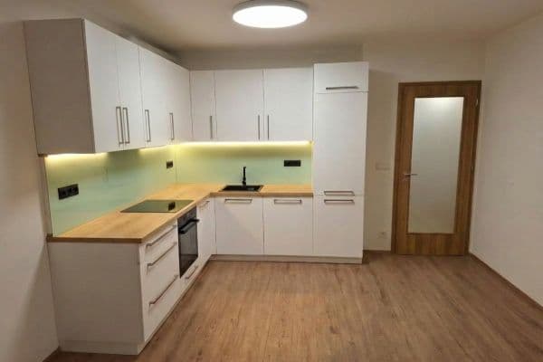 Pronájem bytu 2+kk 65 m², Tovární, Liberec Pronájem bytu 2+kk 65 m², Tovární, Liberec