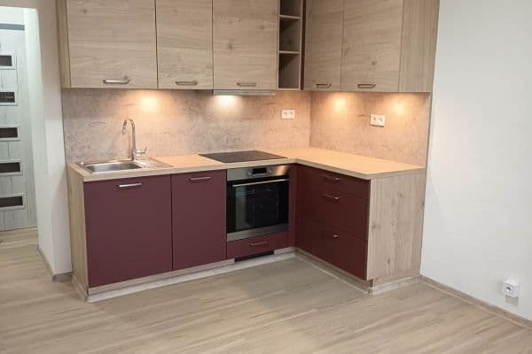 Pronájem bytu 2+kk 47 m², Bratří Čapků, Uničov Pronájem bytu 2+kk 47 m², Bratří Čapků, Uničov