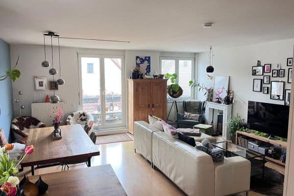 Pronájem bytu 4+1 133 m², Plattenäckerweg 6, Nürnberg Pronájem bytu 4+1 133 m², Plattenäckerweg 6, Nürnberg