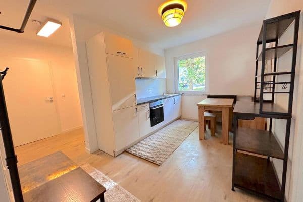 Pronájem bytu 3+1 60 m², Sperberstr. 26, Villingen-Schwenningen, Bádensko-Württembersko Pronájem bytu 3+1 60 m², Sperberstr. 26, Villingen-Schwenningen, Bádensko-Württembersko