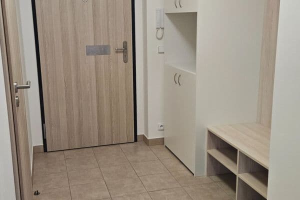 Pronájem bytu 2+kk 62 m², Sinkulova, Praha Pronájem bytu 2+kk 62 m², Sinkulova, Praha