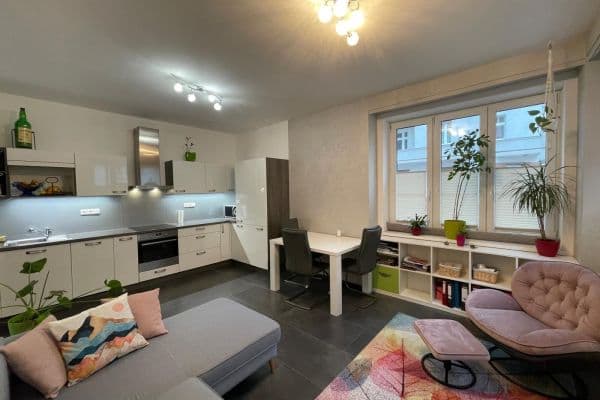 Pronájem bytu 3+kk 72 m², Buchovcova, Praha Pronájem bytu 3+kk 72 m², Buchovcova, Praha