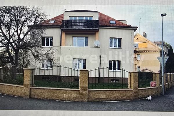 Pronájem bytu 2+1 65 m², Na Klášterním, Praha Pronájem bytu 2+1 65 m², Na Klášterním, Praha