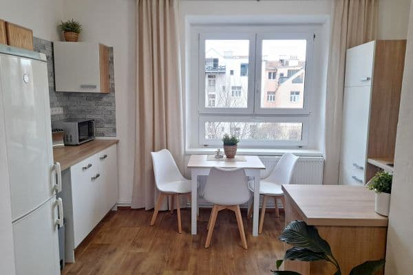 Pronájem bytu 3+kk 65 m², Pešinova, Brno Pronájem bytu 3+kk 65 m², Pešinova, Brno