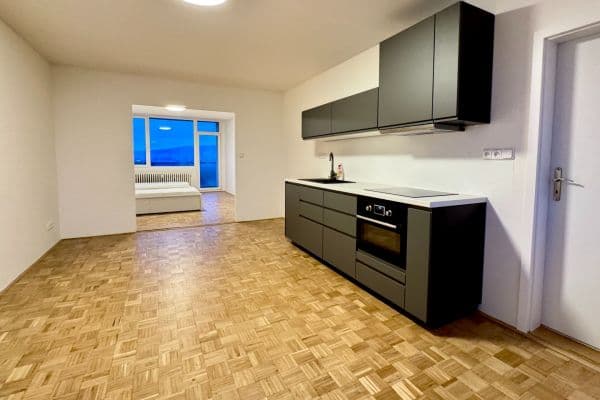 Pronájem bytu 2+kk 58 m², Na Pískovně, Liberec Pronájem bytu 2+kk 58 m², Na Pískovně, Liberec