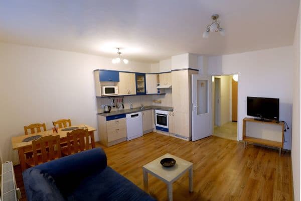 Pronájem bytu 2+kk 43 m², Hnězdenská, Praha Pronájem bytu 2+kk 43 m², Hnězdenská, Praha