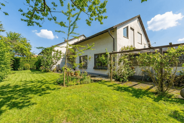 Prodej domu 401 m², pozemek 878 m², Limburgerhof Prodej domu 401 m², pozemek 878 m², Limburgerhof