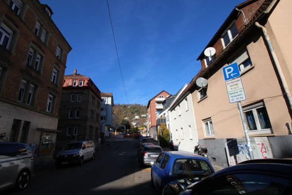 Pronájem bytu 3+1 48 m², Stuttgart Pronájem bytu 3+1 48 m², Stuttgart