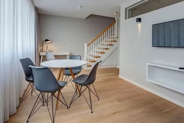 Pronájem bytu 2+1 55 m², Potsdamer Straße 54, Teltow Pronájem bytu 2+1 55 m², Potsdamer Straße 54, Teltow