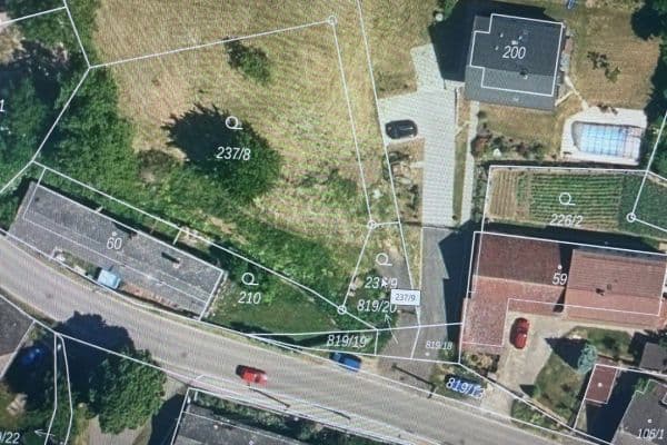 Prodej pozemku 1.124 m², Dobrovice Prodej pozemku 1.124 m², Dobrovice