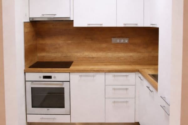 Pronájem bytu 2+kk 44 m², Ciolkovského, Praha Pronájem bytu 2+kk 44 m², Ciolkovského, Praha