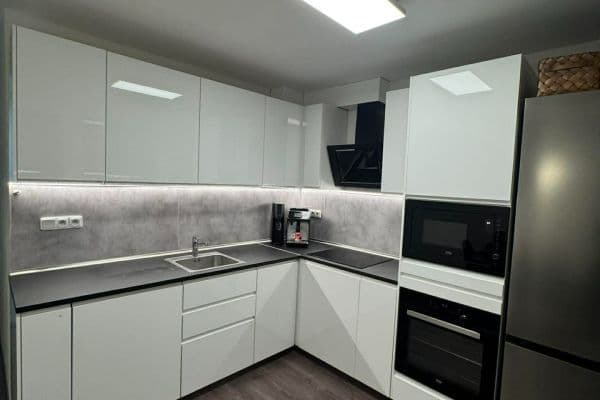 Pronájem bytu 2+1 54 m², Mokrá-Horákov Pronájem bytu 2+1 54 m², Mokrá-Horákov