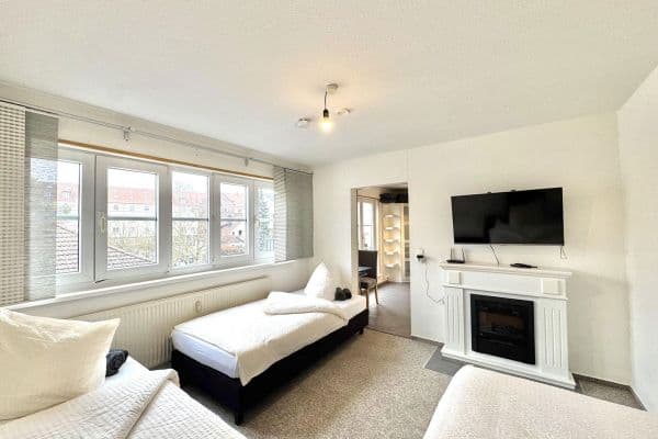 Pronájem bytu 2+1 35 m², Küsterstr. 6, Hannover, Dolní Sasko Pronájem bytu 2+1 35 m², Küsterstr. 6, Hannover, Dolní Sasko