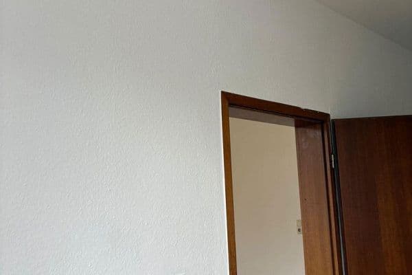 Pronájem bytu 2+1 48 m², Schwarzbach 134, Wuppertal Pronájem bytu 2+1 48 m², Schwarzbach 134, Wuppertal