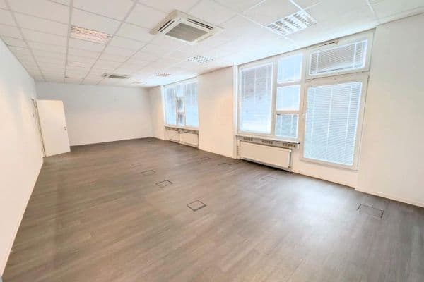 Pronájem kanceláře 150 m², Lilienthalstraße 5b, Schönefeld Pronájem kanceláře 150 m², Lilienthalstraße 5b, Schönefeld