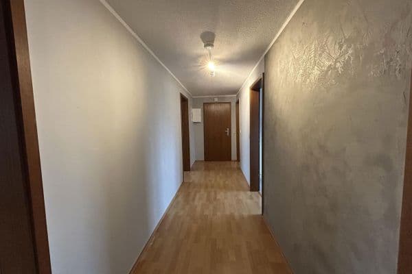 Pronájem bytu 3+1 65 m², Velbert Pronájem bytu 3+1 65 m², Velbert