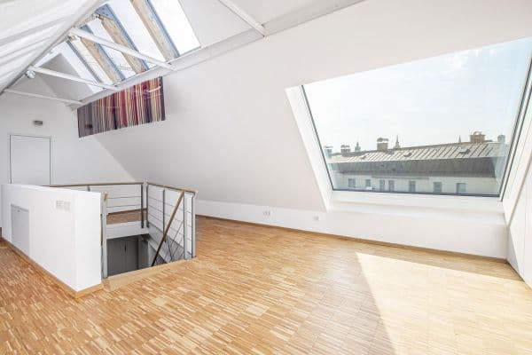 Pronájem bytu 3+1 144 m², München, Bavorsko Pronájem bytu 3+1 144 m², München, Bavorsko