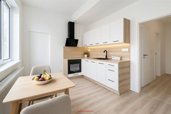 Pronájem nebytového prostoru 33 m², nám. Republiky, Pronájem nebytového prostoru 33 m², nám. Republiky,