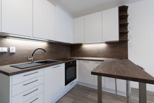 Pronájem bytu 1+kk 32 m², Šípková, Pronájem bytu 1+kk 32 m², Šípková,