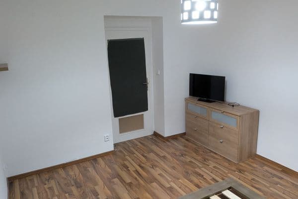 Pronájem bytu 2+1 52 m², Palackého, Mladá Boleslav Pronájem bytu 2+1 52 m², Palackého, Mladá Boleslav