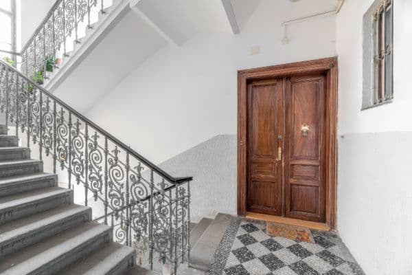 Pronájem bytu 4+kk 110 m², Vojtěšská, Praha Pronájem bytu 4+kk 110 m², Vojtěšská, Praha