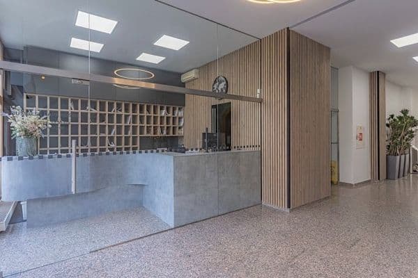 Pronájem kanceláře 22 m², Jenišovská, Praha Pronájem kanceláře 22 m², Jenišovská, Praha