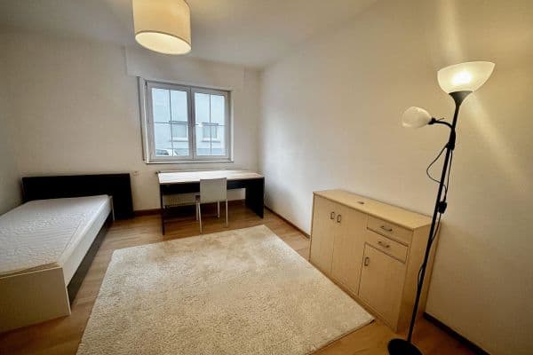 Pronájem bytu 1+1 15 m², Markomannenstr., Stuttgart, Bádensko-Württembersko Pronájem bytu 1+1 15 m², Markomannenstr., Stuttgart, Bádensko-Württembersko