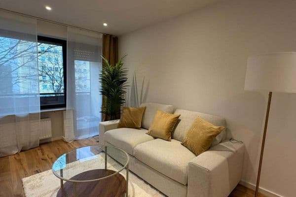 Pronájem bytu 1+1 26 m², Weinbergerstraße 111, München, Bavorsko Pronájem bytu 1+1 26 m², Weinbergerstraße 111, München, Bavorsko