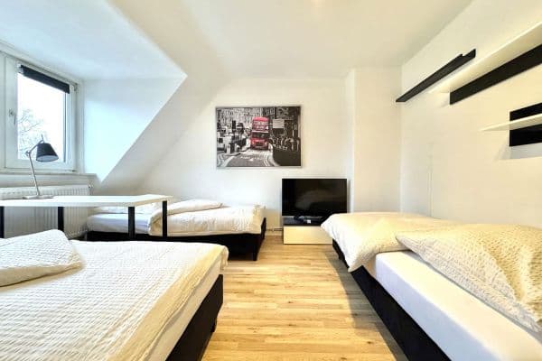 Pronájem bytu 2+1 43 m², Henckellweg 13, Hannover, Dolní Sasko Pronájem bytu 2+1 43 m², Henckellweg 13, Hannover, Dolní Sasko