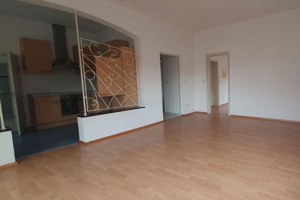 Pronájem bytu 3+kk 96 m², Schlichtestraße 32, Burladingen Pronájem bytu 3+kk 96 m², Schlichtestraße 32, Burladingen