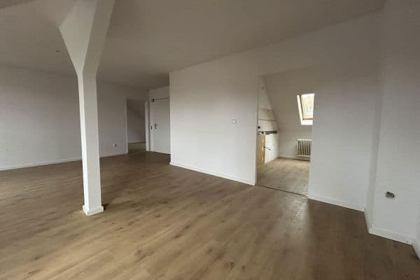 Pronájem bytu 2+1 65 m², Halfmannstr. 33, Gladbeck Pronájem bytu 2+1 65 m², Halfmannstr. 33, Gladbeck