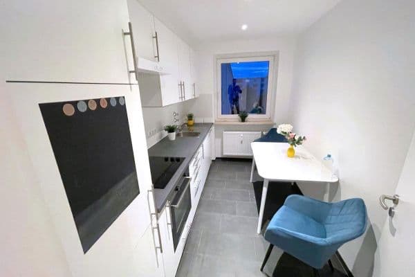 Pronájem bytu 1+1 15 m², Blumenauerstasse, München, Bavorsko Pronájem bytu 1+1 15 m², Blumenauerstasse, München, Bavorsko