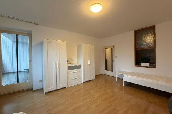 Pronájem bytu 1+1 30 m², Gerhart Hauptmann Straße 15, Erlangen, Bavorsko Pronájem bytu 1+1 30 m², Gerhart Hauptmann Straße 15, Erlangen, Bavorsko