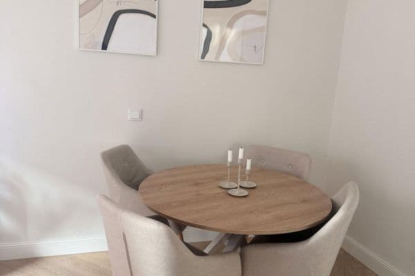 Pronájem bytu 2+1 66 m², Roßststraße 87, Düsseldorf, Severní Porýní-Vestfálsko Pronájem bytu 2+1 66 m², Roßststraße 87, Düsseldorf, Severní Porýní-Vestfálsko