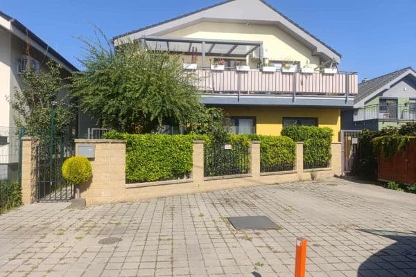 Prodej bytu 4+1 99 m², Tymiánová, Bratislava Prodej bytu 4+1 99 m², Tymiánová, Bratislava