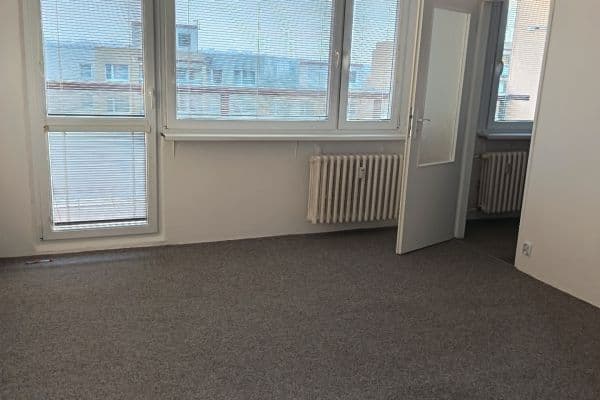 Pronájem bytu 1+1 37 m², Holubkova, Praha Pronájem bytu 1+1 37 m², Holubkova, Praha
